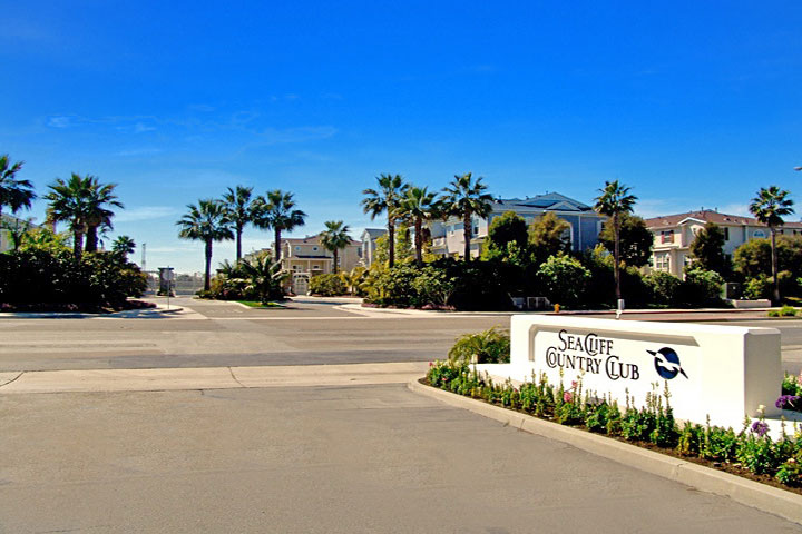Seacliff Country Club Gated Community in Huntington Beach, CA