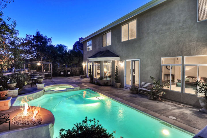 Edwards Hill Home For Sale in Huntington Beach, California